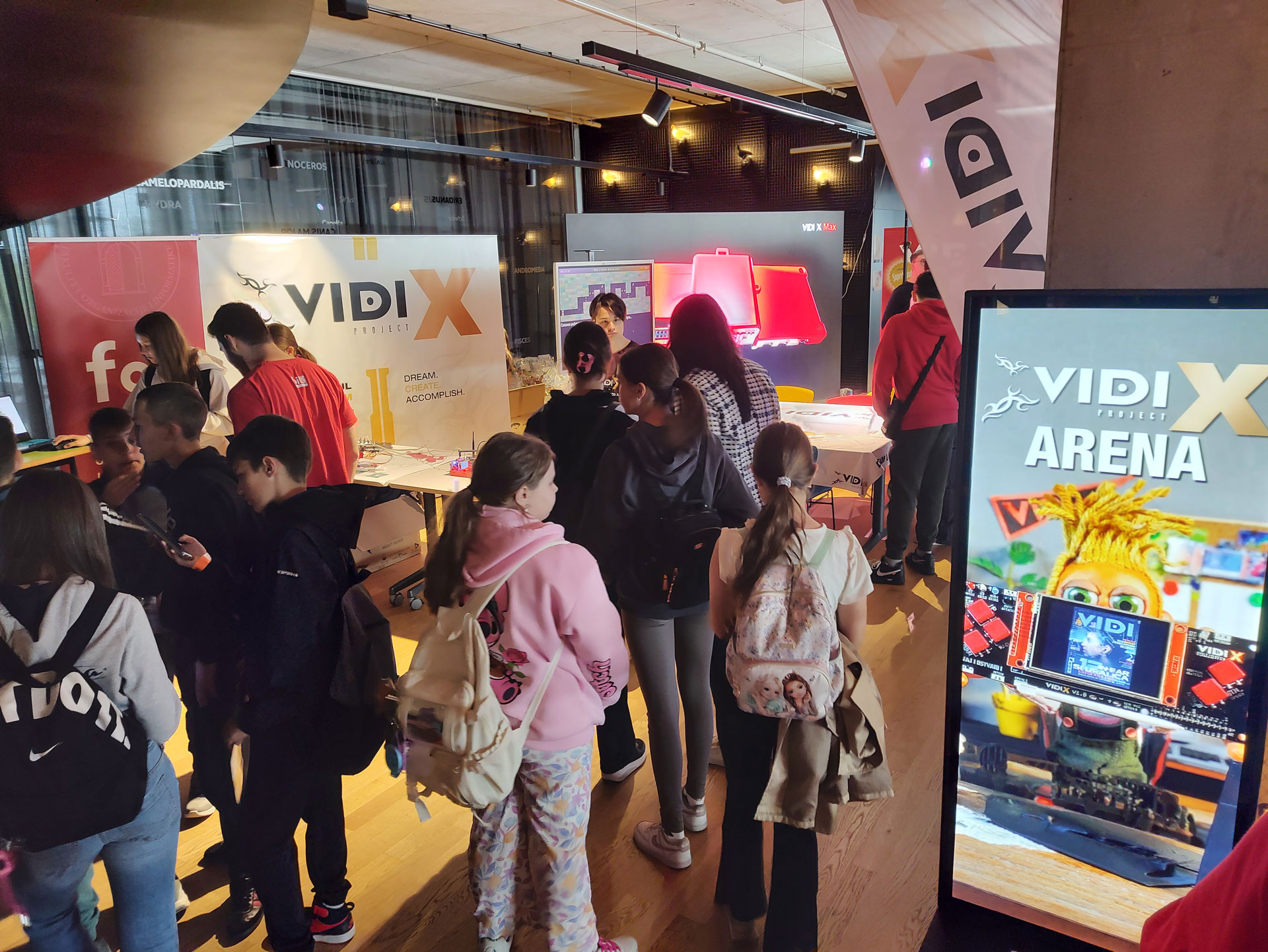 VIDI-X-arena.jpg